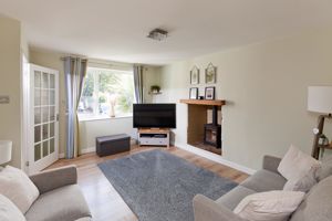 Sitting Room- click for photo gallery